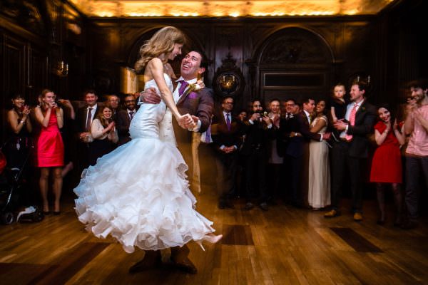 Wedding photography od the first dance of married couple in London